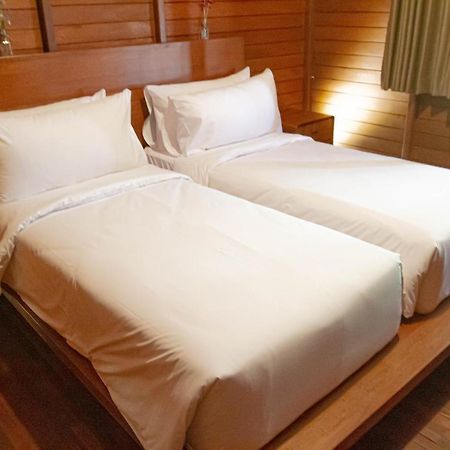Point Of View Hotel & Resort Majalengka Bagian luar foto