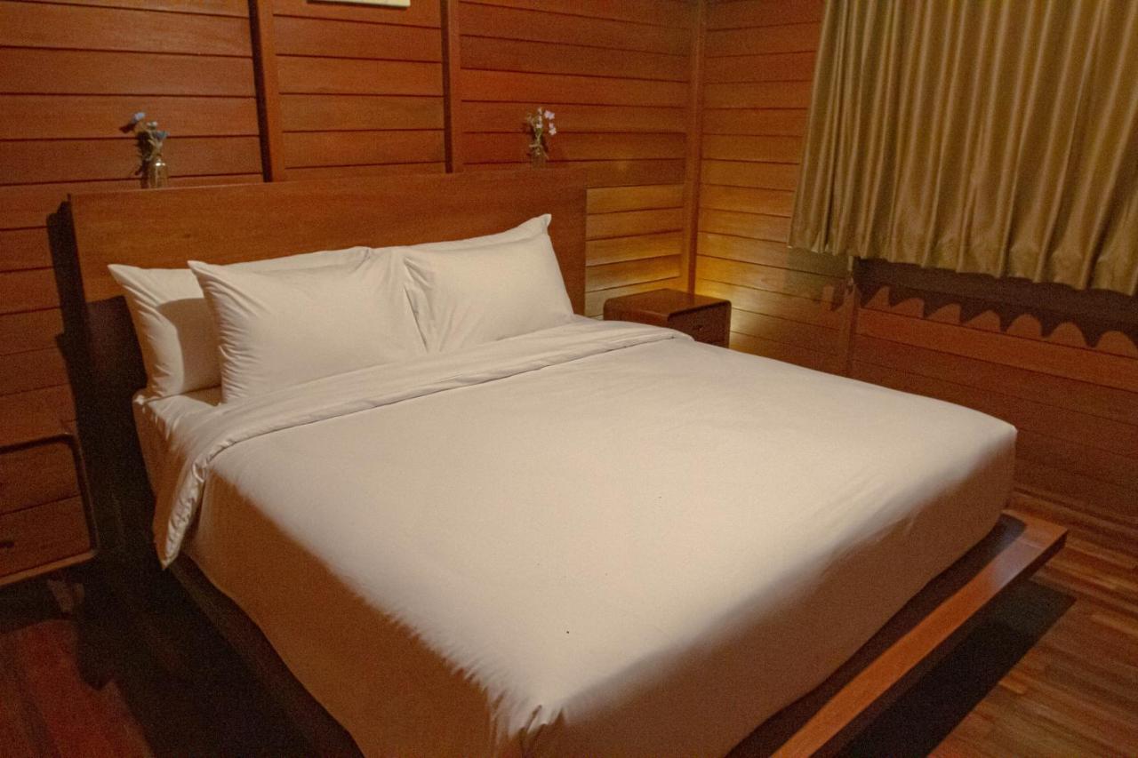 Point Of View Hotel & Resort Majalengka Bagian luar foto