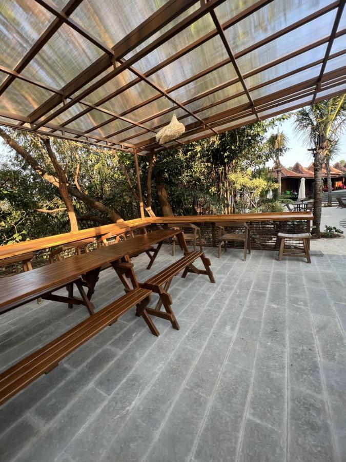 Point Of View Hotel & Resort Majalengka Bagian luar foto