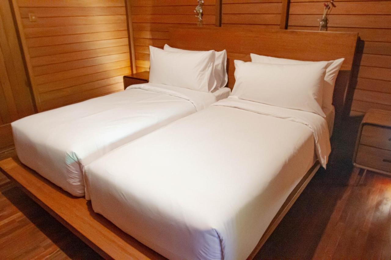 Point Of View Hotel & Resort Majalengka Bagian luar foto