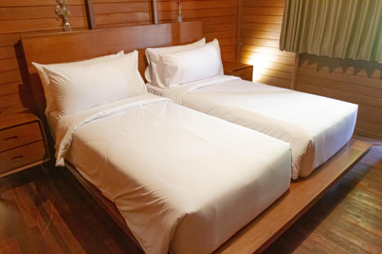 Point Of View Hotel & Resort Majalengka Bagian luar foto