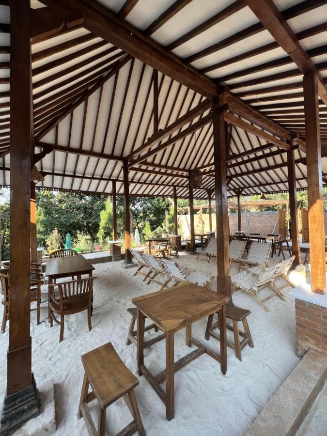 Point Of View Hotel & Resort Majalengka Bagian luar foto